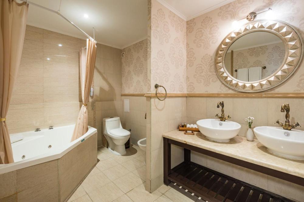 Vita Rama Holistic Hotel And Retreats - Vegan Full Board Obzor Bagian luar foto