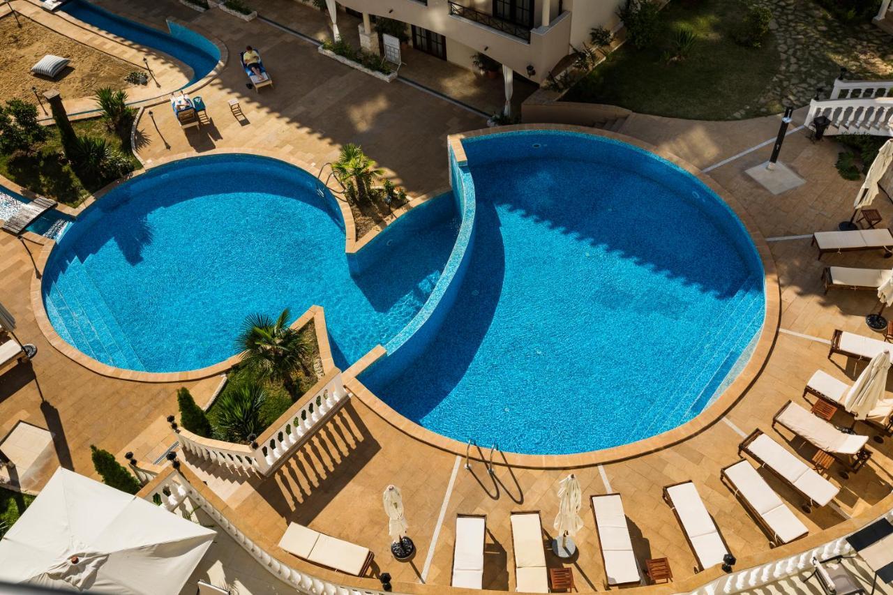 Vita Rama Holistic Hotel And Retreats - Vegan Full Board Obzor Bagian luar foto