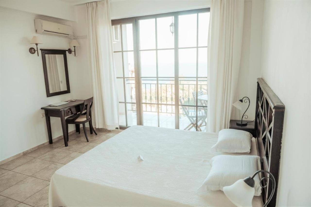 Vita Rama Holistic Hotel And Retreats - Vegan Full Board Obzor Bagian luar foto