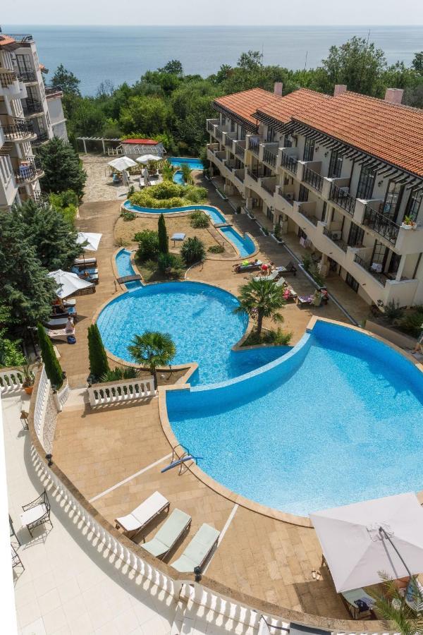Vita Rama Holistic Hotel And Retreats - Vegan Full Board Obzor Bagian luar foto